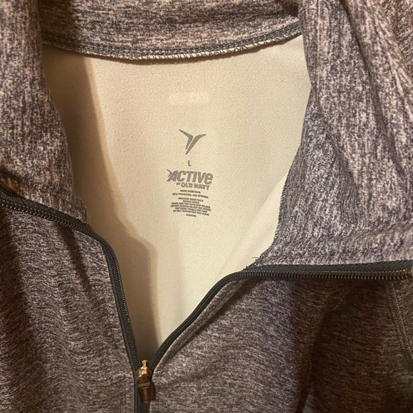 Women Grey Old Navy Active Jacket With Thumb Holes. Lightweight - Picture 4 of 4